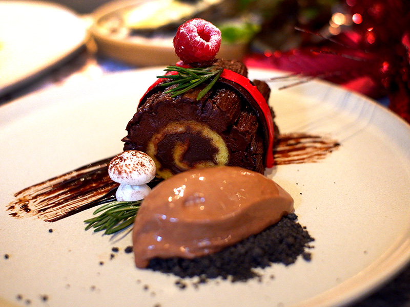 Celebrate The Festive Season in Style at Vong Kitchen's Exclusive Christmas Luncheon
